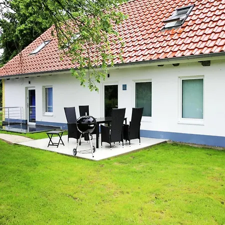 Reihenhaus Rotkehlchen, Lohmen