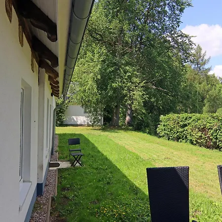 Casa vacanze Reihenhaus Rotkehlchen, Lohmen Lohmen (Mecklenburg-Vorpommern)