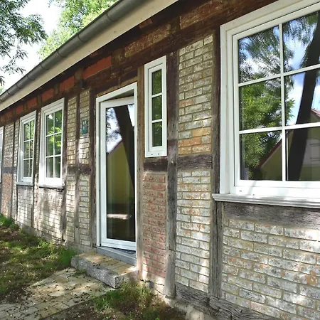 Casa de Férias Reihenhaus Rotkehlchen, Lohmen *