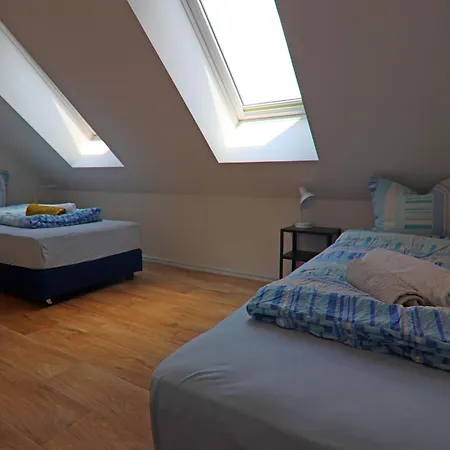 Casa de Férias Reihenhaus Rotkehlchen, Lohmen *